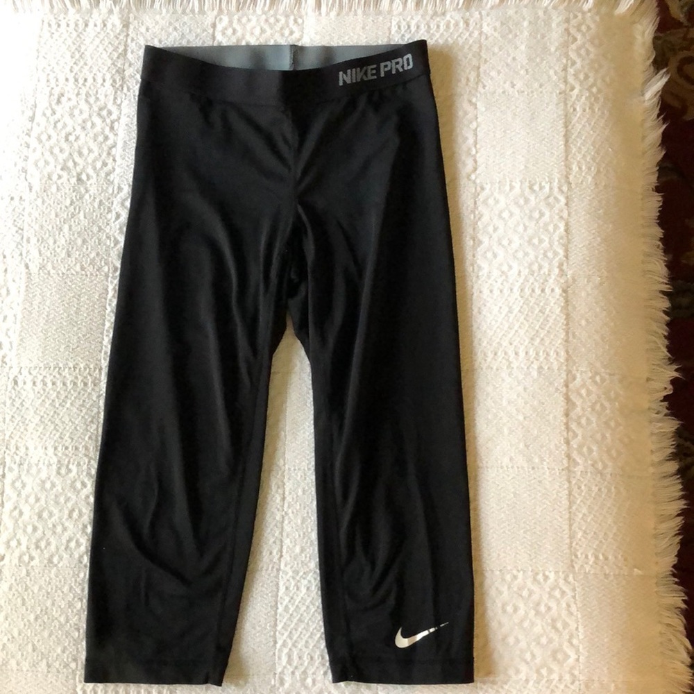 Nike Pro Capri